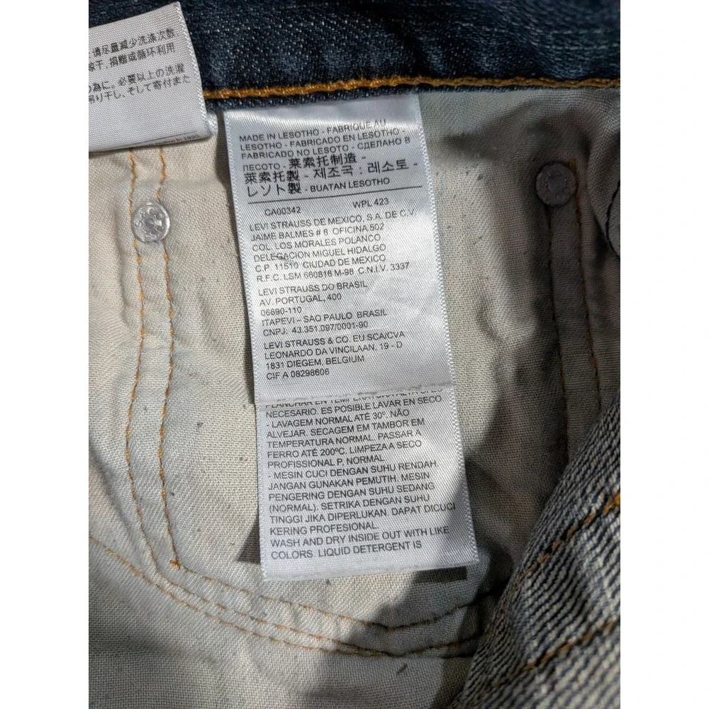 Levis levi 559